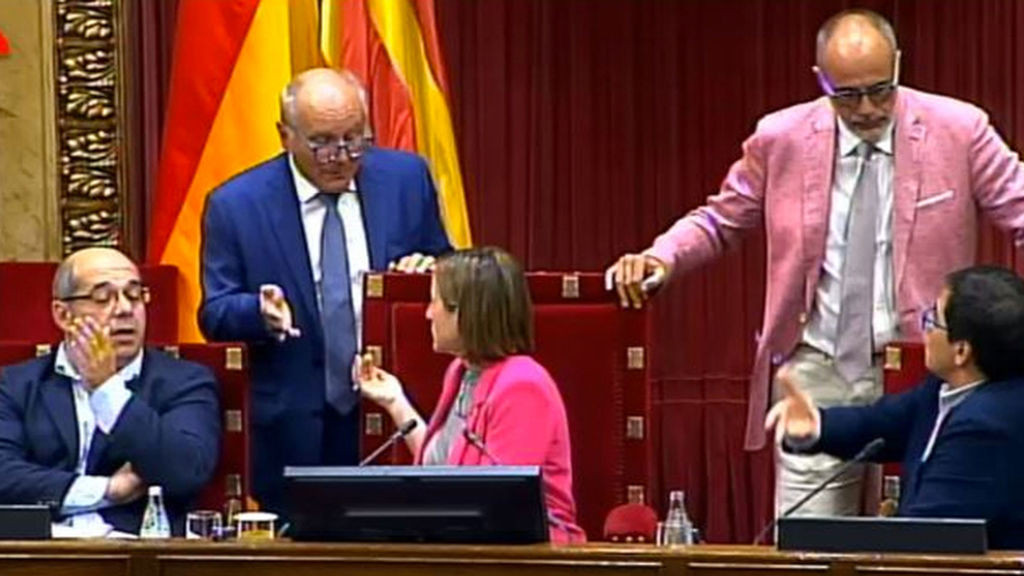 Parlament_de_Cataluna-1-O-_Referendum_1_de_octubre-Famosos_244738917_45644965_1024x576